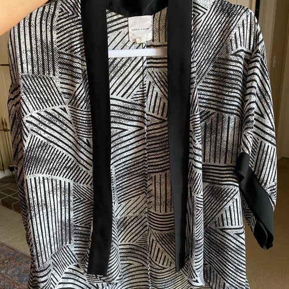 Cute urban kimono - Picture 1 of 1
